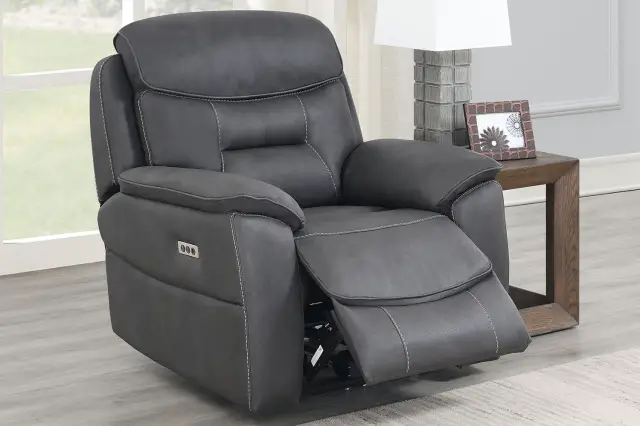 Rating_the_Internet’s_Most_Comfortable_Chairs_for_Reading_Recliner_Armchair.jpg